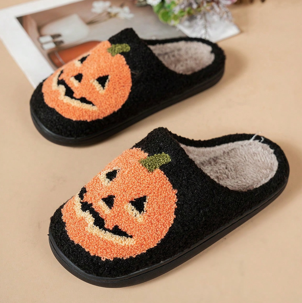 Women's Halloween Classic Pumpkin Slippers Ghost Face Non-Slip Slippers For Casual Footwear In Winter Black